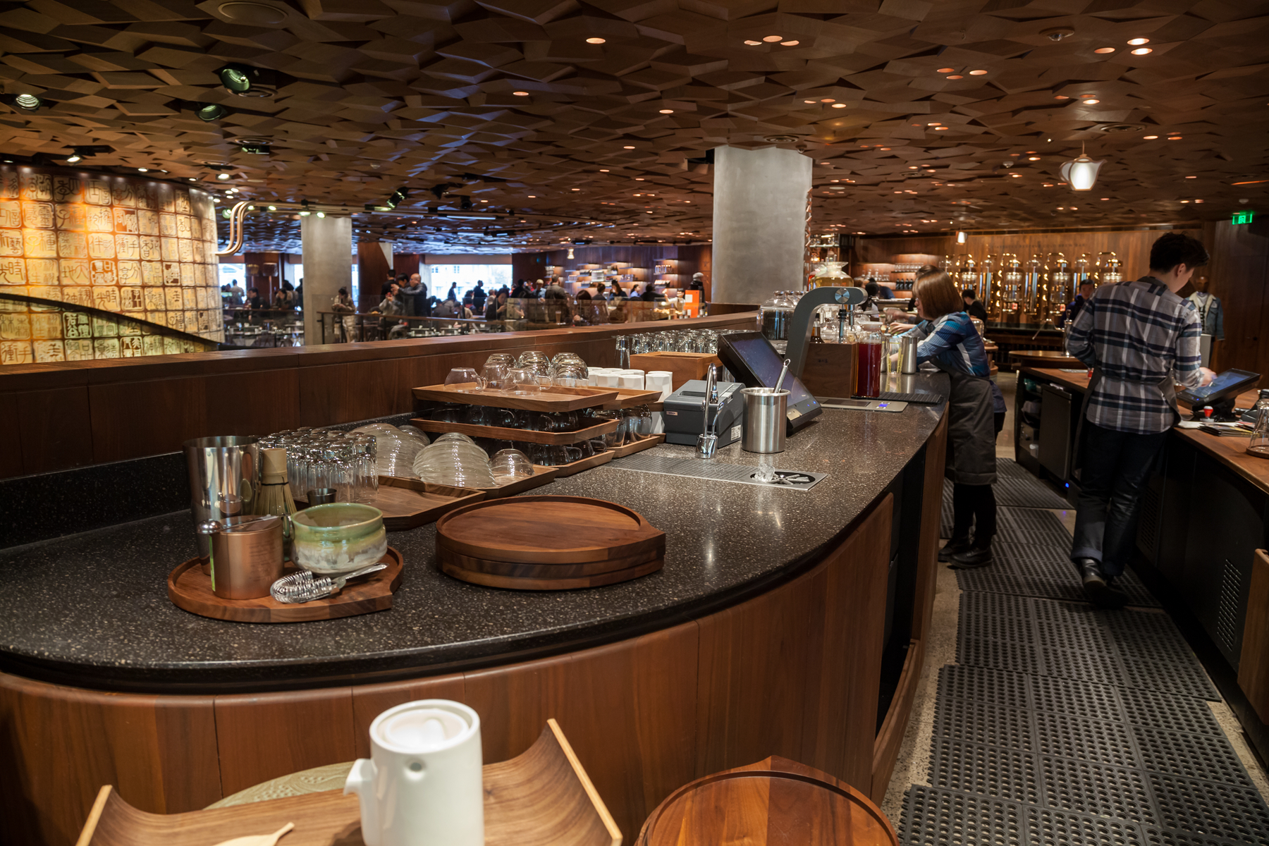 Corian X Starbucks Opens World S Largest Reserve Roastery Yet